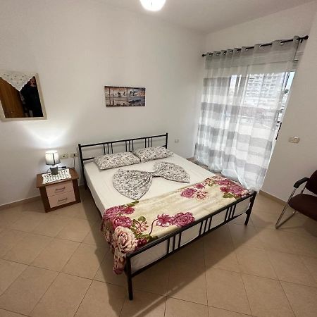 Vasilika Apartments Sarandë エクステリア 写真