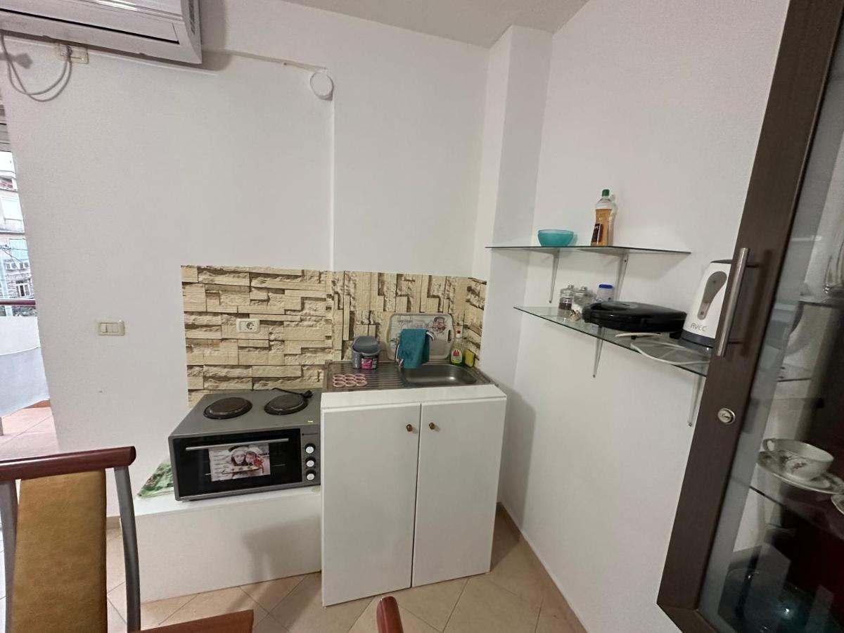 Vasilika Apartments Sarandë エクステリア 写真